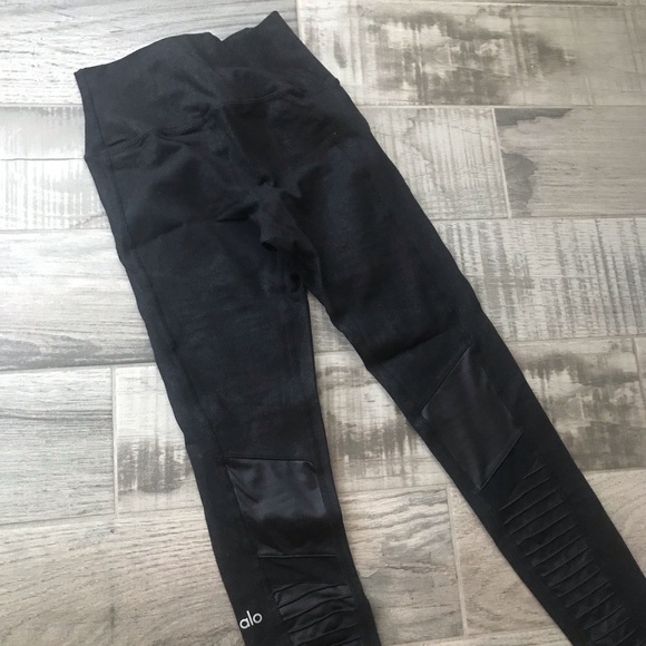 Alo high waist “performance leather” moto leggings - Picture 5 of 5